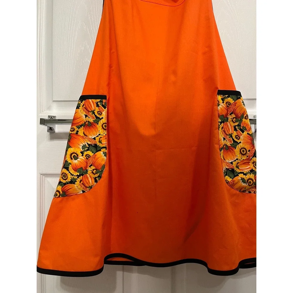 CrissCross Apron Fall Halloween: Cottagecore Pumpkin Apron Sizes L-XXL Crossback